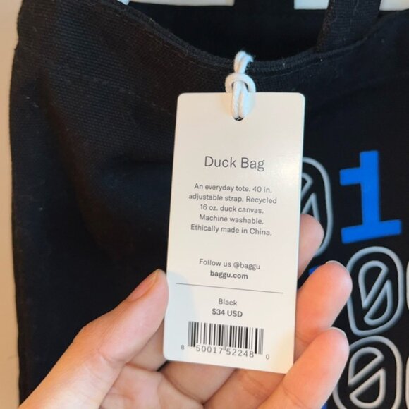 NWT BAGGU Duck Bag Coinbase Black Tote with Blue and White Design - Picture 5 of 11